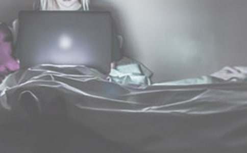 �ܽ^��ҹ��(bi��o)�Zͨ��250��