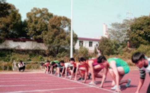 致長(zhǎng)跑運(yùn)動(dòng)員廣播稿匯編15篇