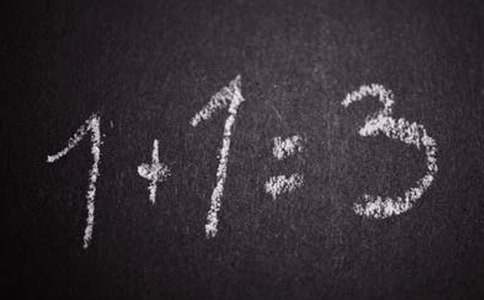 犯錯(cuò)誤保證書(shū)范文