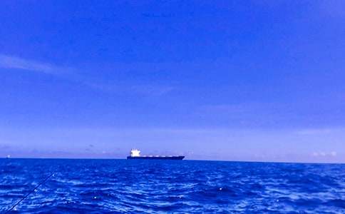 �����ǳ��󺣵Ą�־�Z�