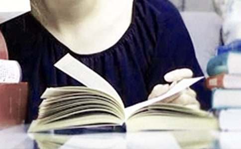 有關(guān)大學(xué)生貧困申請(qǐng)書模板集合6篇