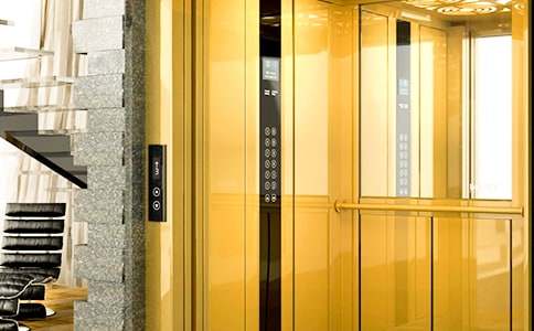 電梯設(shè)備保養(yǎng)協(xié)議書