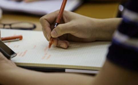 《拇指姑娘》讀后感(大全15篇)