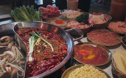 火鍋店經(jīng)典廣告語15篇