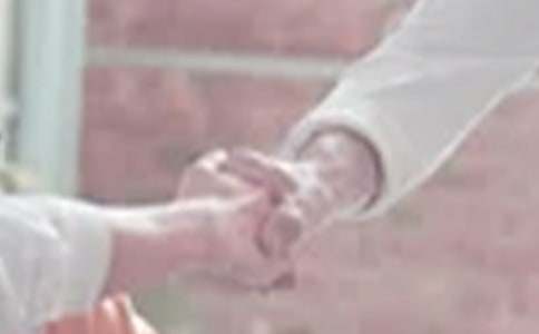 ����Ʒ�����Z(y��)���H�̰����\��ƪ