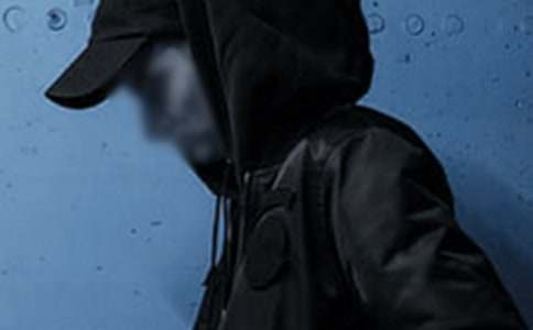 ���������ӝh���^���