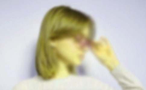 自我介紹女生新穎