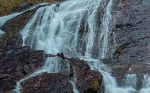 廣西德天瀑布導(dǎo)游詞5篇