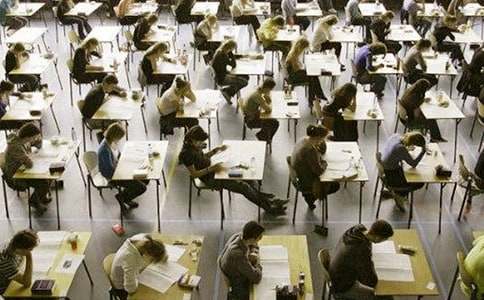 �R����ĩ��ԇ�S�P��ͨ��11ƪ��