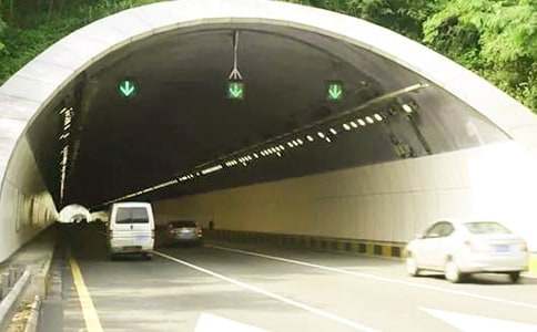 �r���������̰�