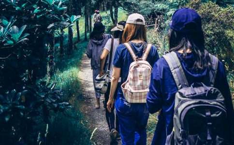 �ͽoͬ�W(xu��)���I(y��)ף���Z