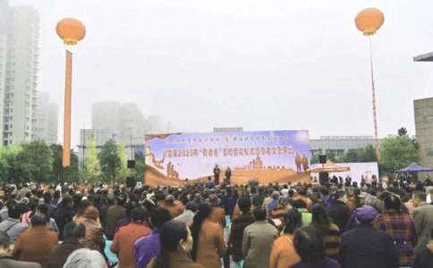 幼兒園文藝演出主持詞10篇