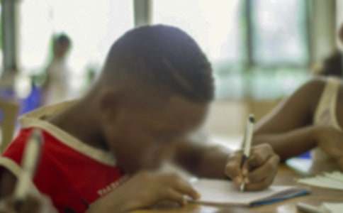 關(guān)于小學(xué)生的安全保證書