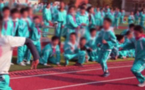 С�W(xu��)�\(y��n)��(d��ng)��(hu��)�_Ļʽ���ģ����x21ƪ��