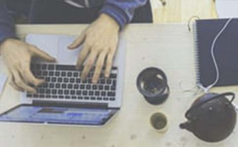 實用的公司職工述職報告四篇