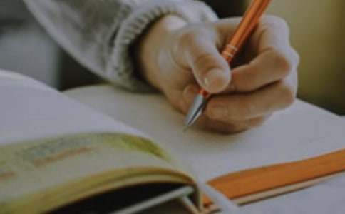 ���õ�С�u�����ąR����ƪ