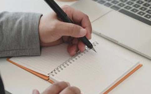 有關(guān)小雞寫作文300字匯總10篇