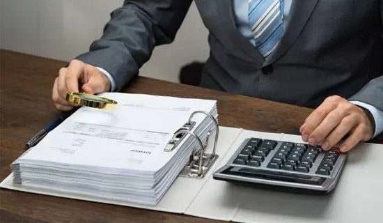 保險公司財(cái)務(wù)主管述職報(bào)告(4篇)